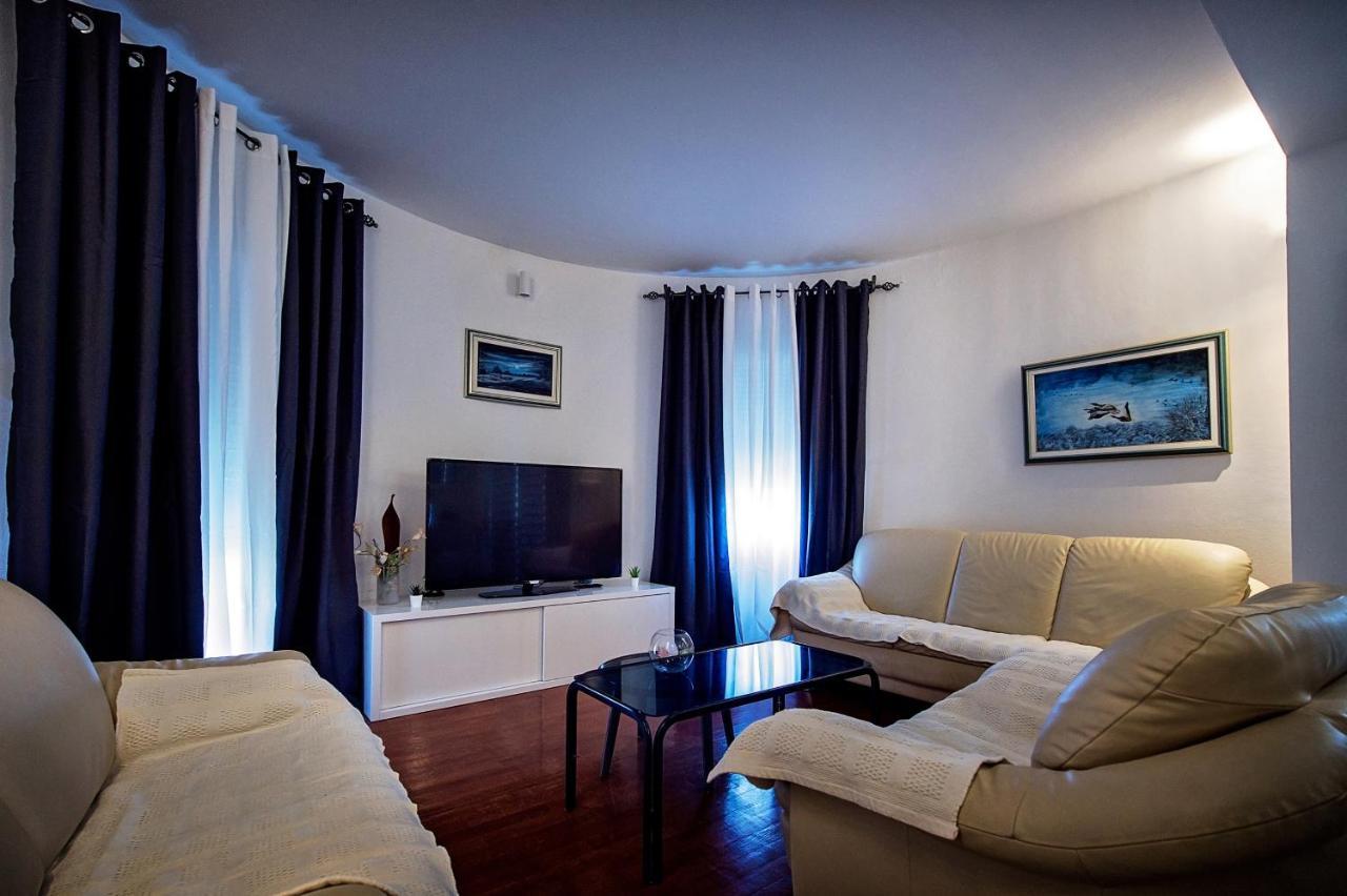 Seaside Apartments With A Swimming Pool Zecevo Rtic, Rogoznica - 8366 Esterno foto